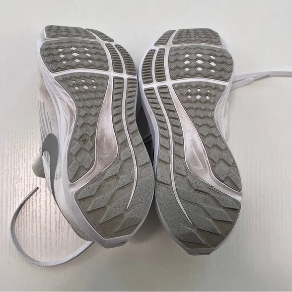 White and Gray Women’s Nike Air Zoom Pegasus Sneakers - Picture 4 of 12